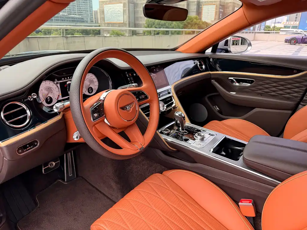 Bentley Flying Spur PHEV 2022 — фото 9