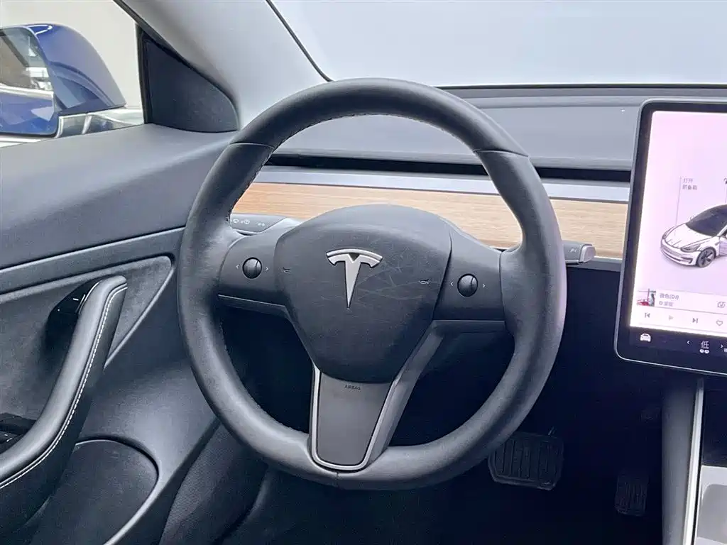 Tesla Model 3 2020 — фото 23