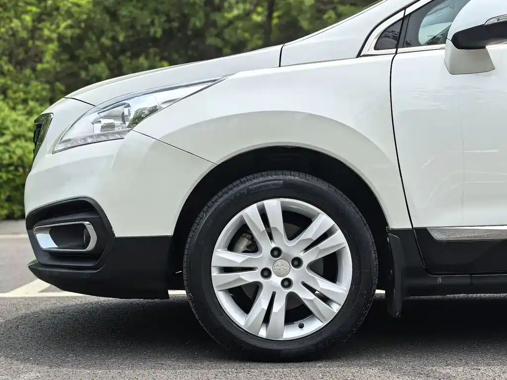 Peugeot 3008 2017 — фото 10