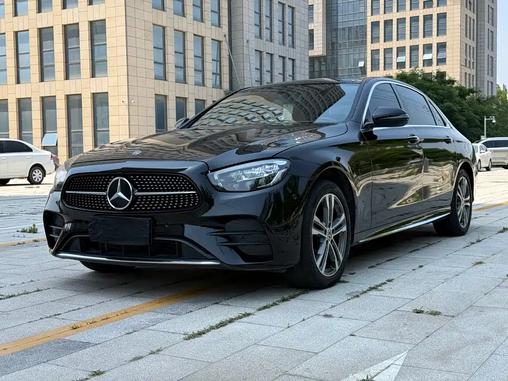 Mercedes-Benz E-Class 2021 — фото 3