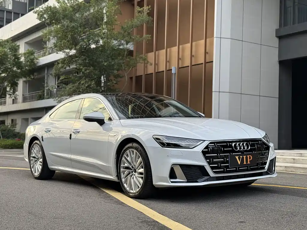 Audi A7L 2023 — фото 3