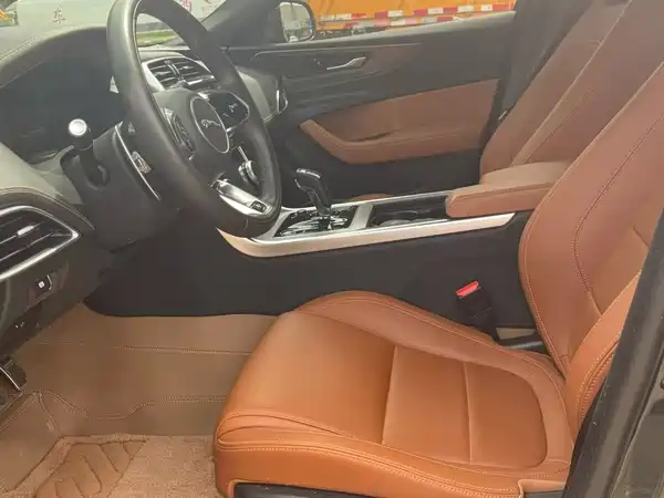 Jaguar XEL 2023