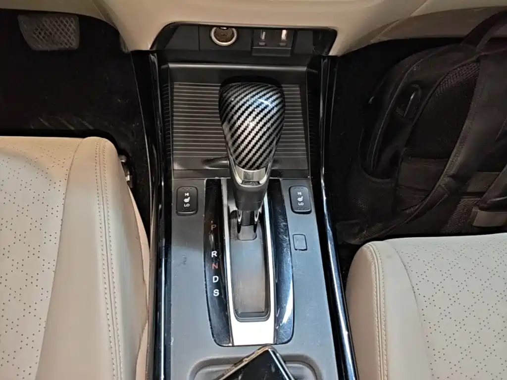 Honda Jade 2017 — фото 14