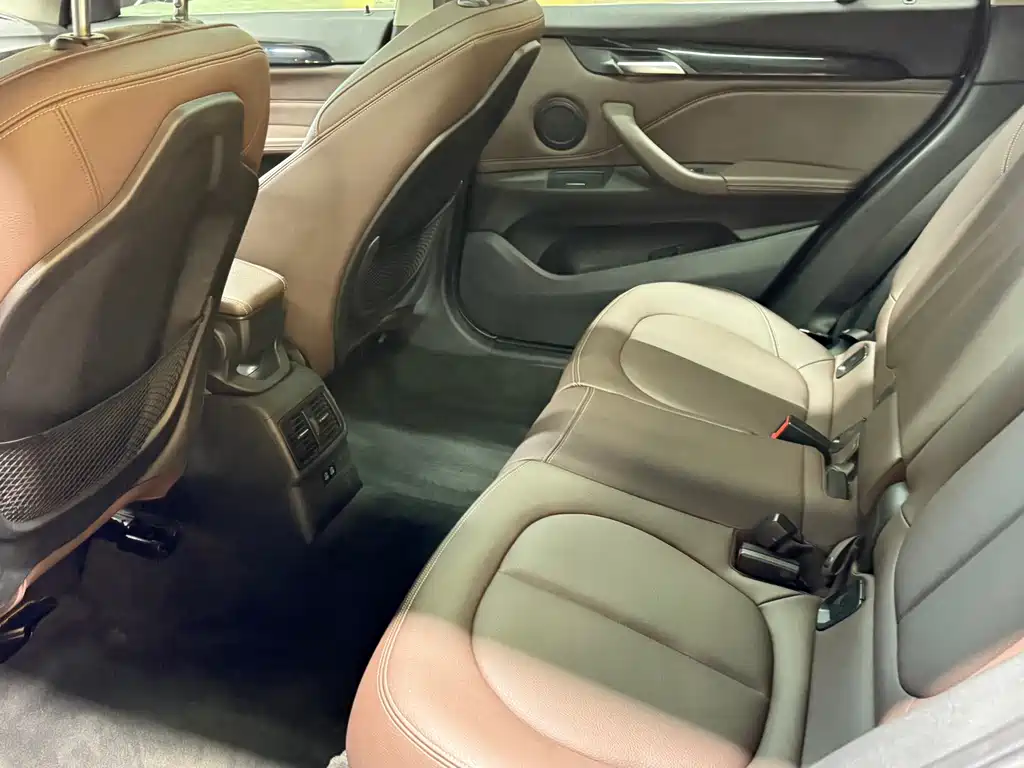 BMW X1 2020 — фото 10