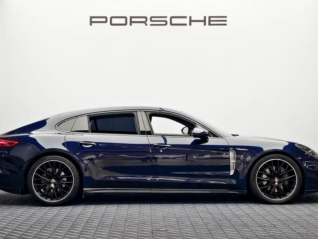 Porsche Panamera 2019 — фото 6