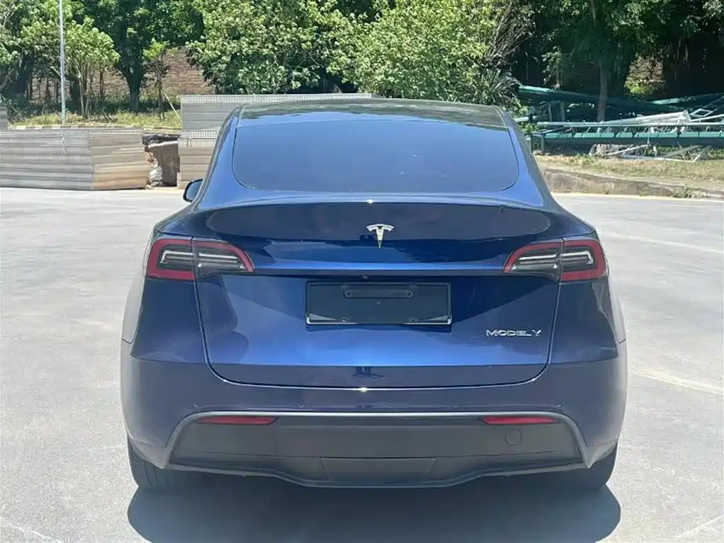 Tesla Model Y 2021 — фото 8