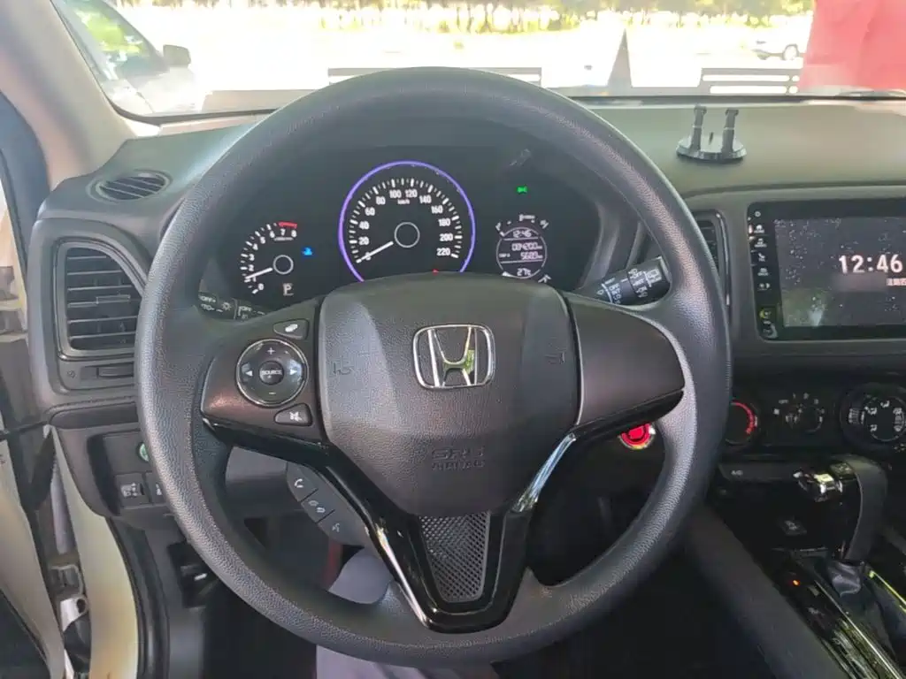 Honda Vezel 2020 — фото 11