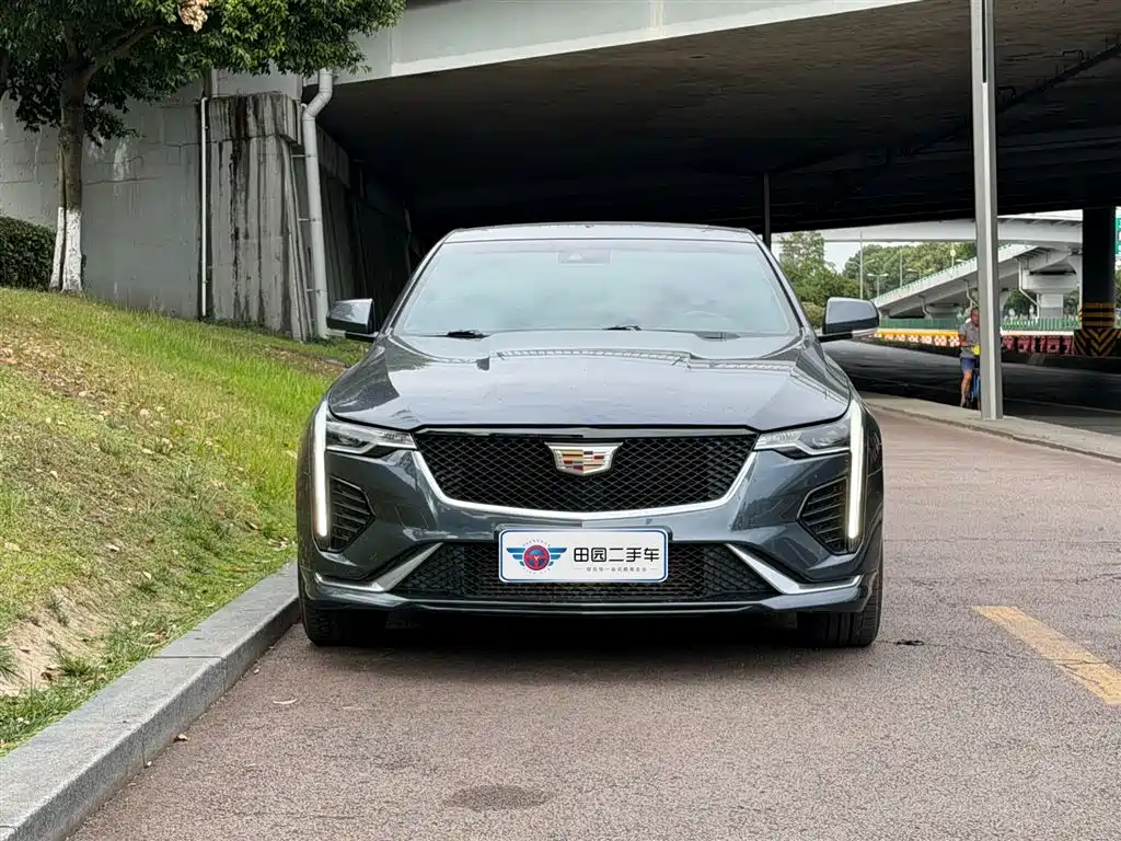 Cadillac CT4 2020 — фото 2