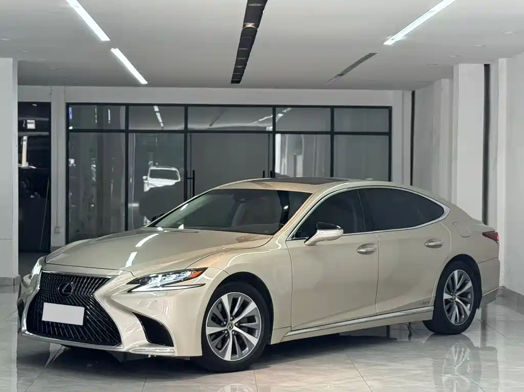 Lexus LS 2018