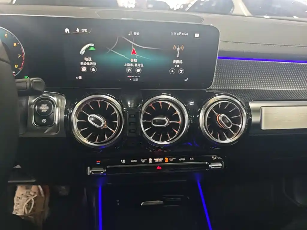 Mercedes-Benz GLB 2020 — фото 13