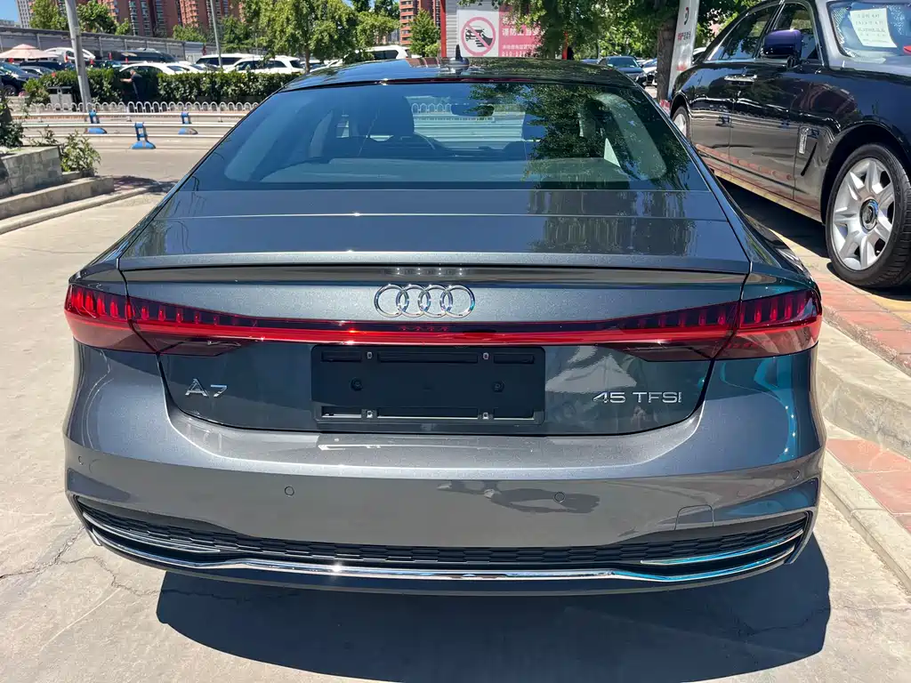 Audi A7 2021 — фото 3