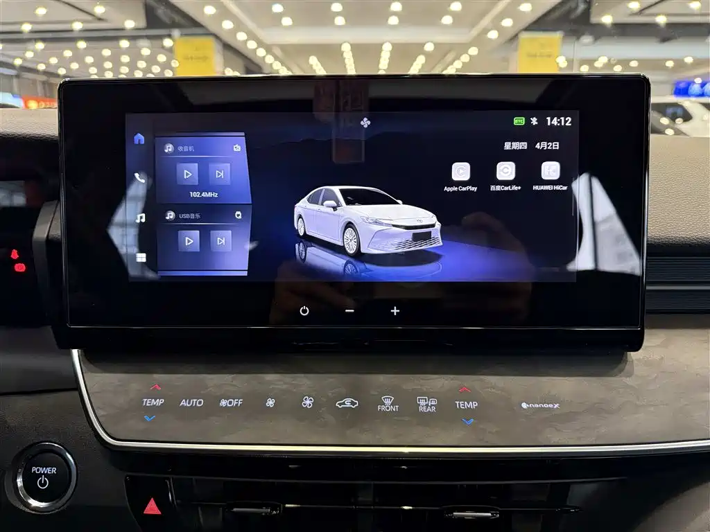Toyota Camry 2025 — фото 30