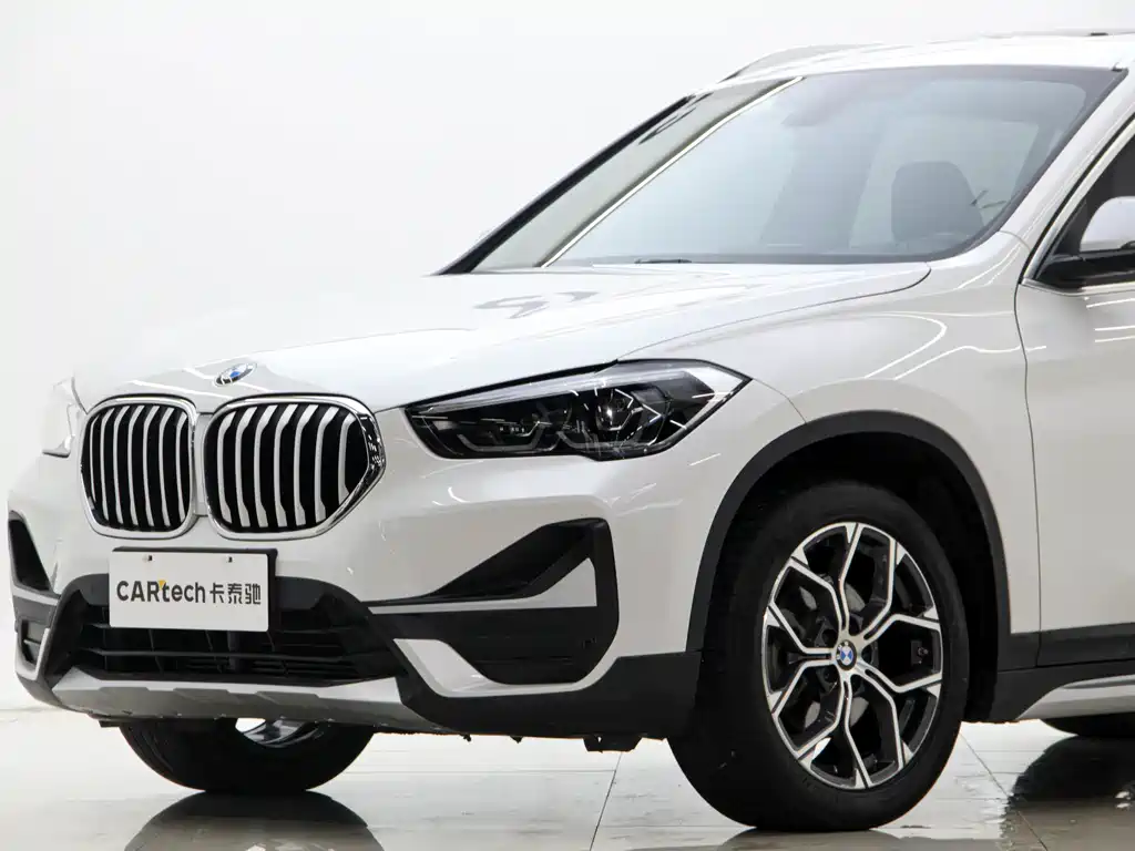 BMW X1 2021 — фото 9