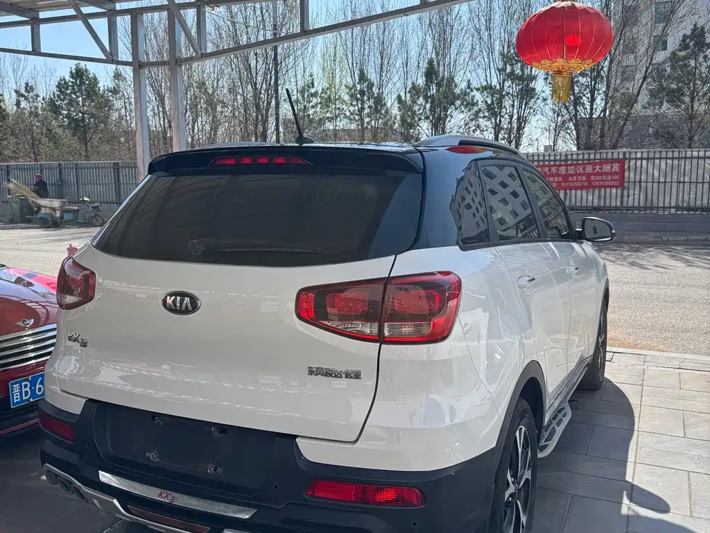 Kia KX3 2017 — фото 6