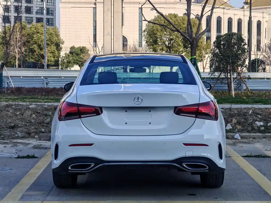Mercedes-Benz A-Class 2021 — фото 10