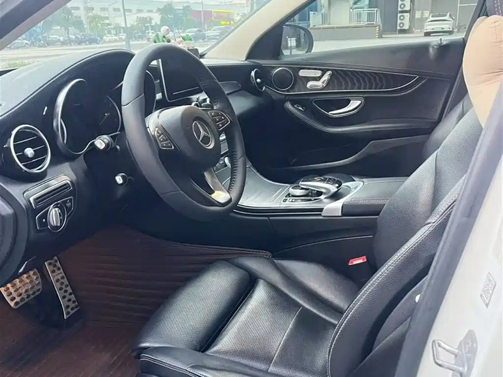 Mercedes-Benz C-Class 2018 — фото 4