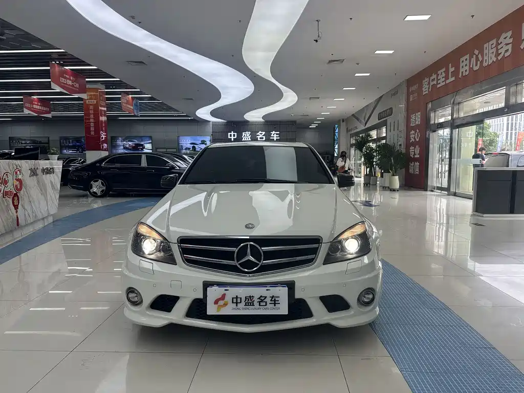 Mercedes-Benz C-Class AMG 2011 — фото 2