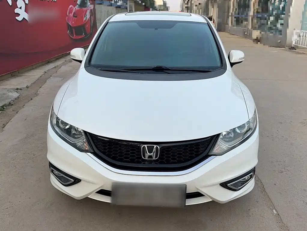 Honda Jade 2016 — фото 6
