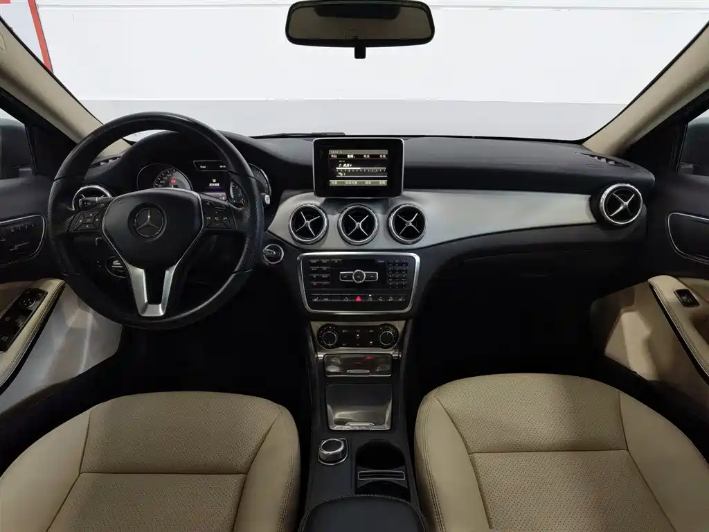 Mercedes-Benz GLA 2015 — фото 5