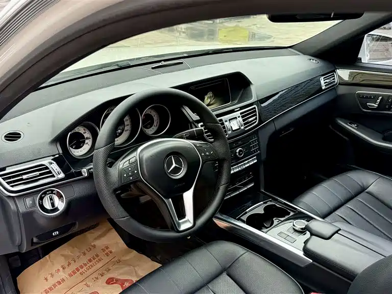 Mercedes-Benz E-Class 2016 — фото 8