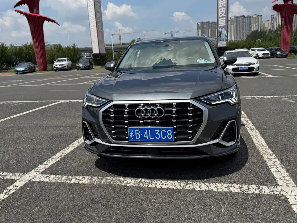 Audi Q3 2023 — фото 2