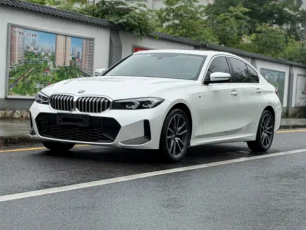 BMW 3 Series 2023