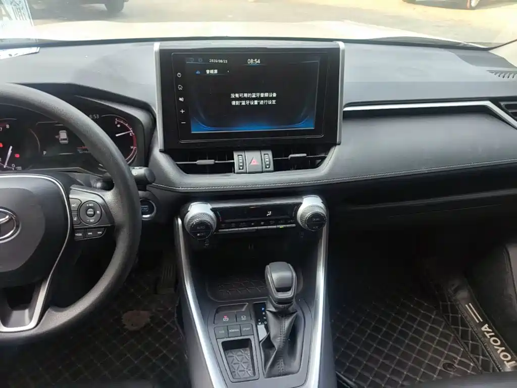 Toyota RAV4 2020 — фото 13