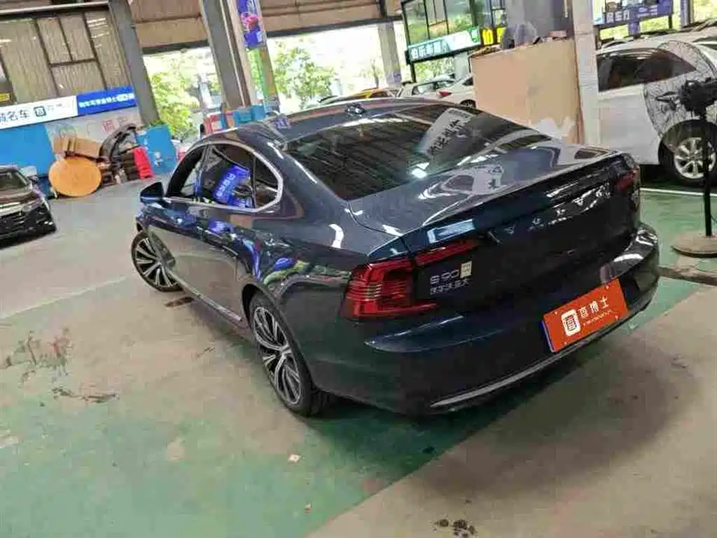 Volvo S90 2022 — фото 4