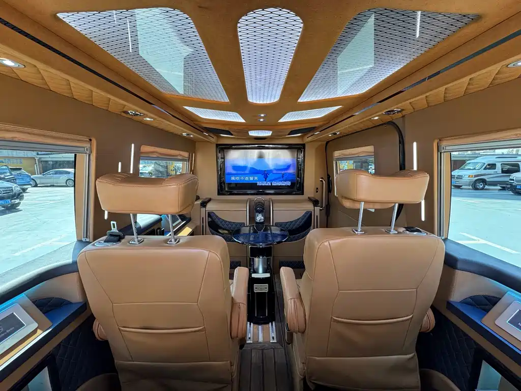 Mercedes-Benz Sprinter 2017 — фото 16