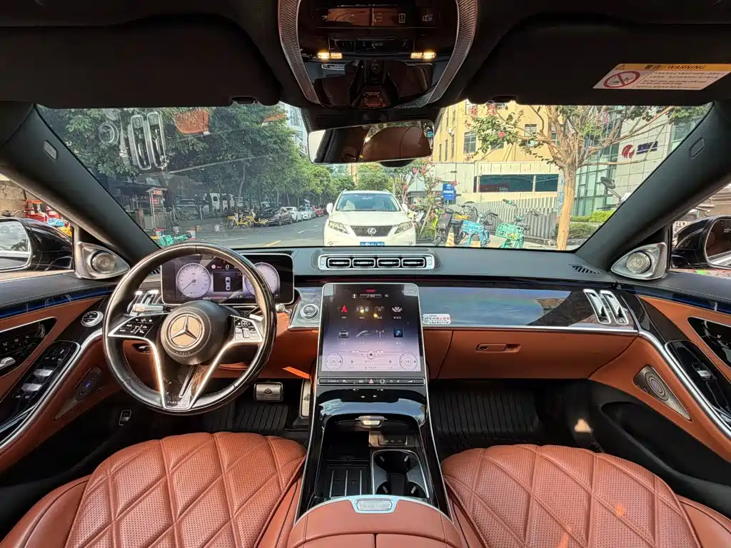 Mercedes-Benz Maybach S-Class 2021 — фото 13