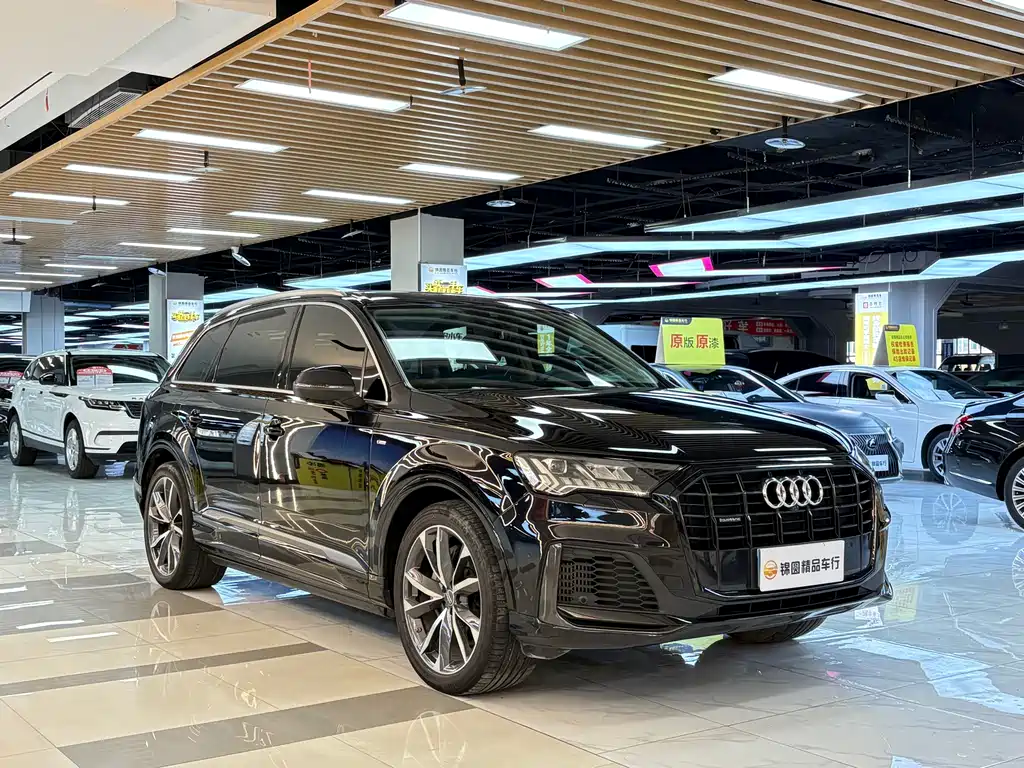 Audi Q7 2020 — фото 7