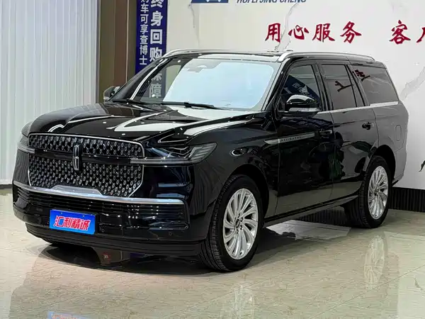 Lincoln Navigator 2025