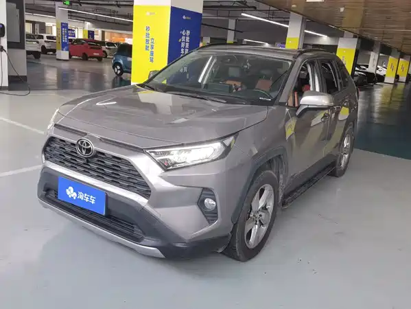 Toyota RAV4 2021