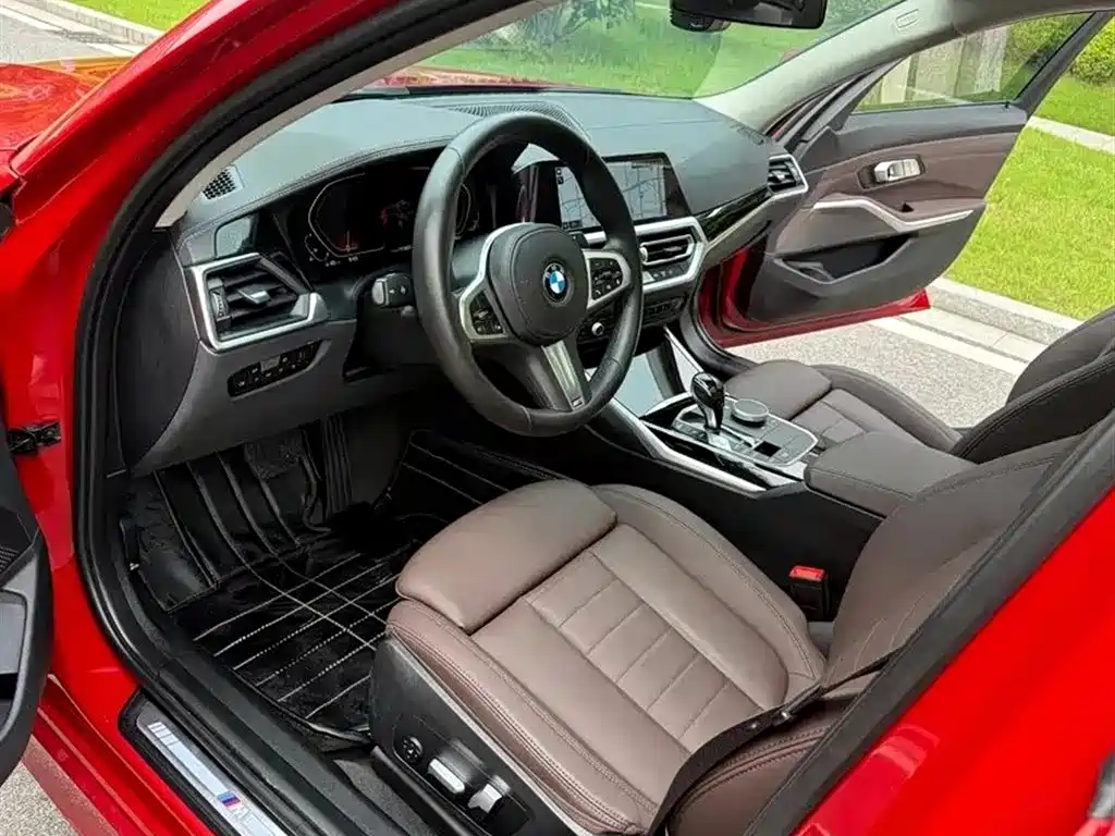 BMW 3 Series 2021 — фото 11