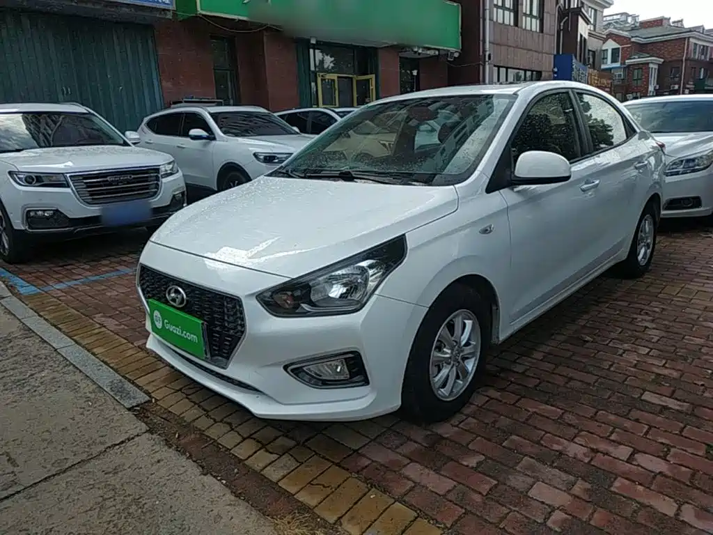 Hyundai Accent 2018 — фото 2