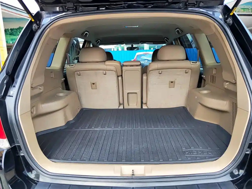 Toyota Highlander 2014 — фото 27