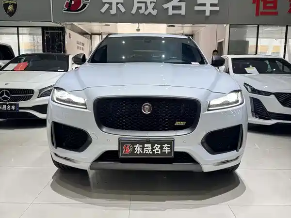Jaguar F-PACE 2021