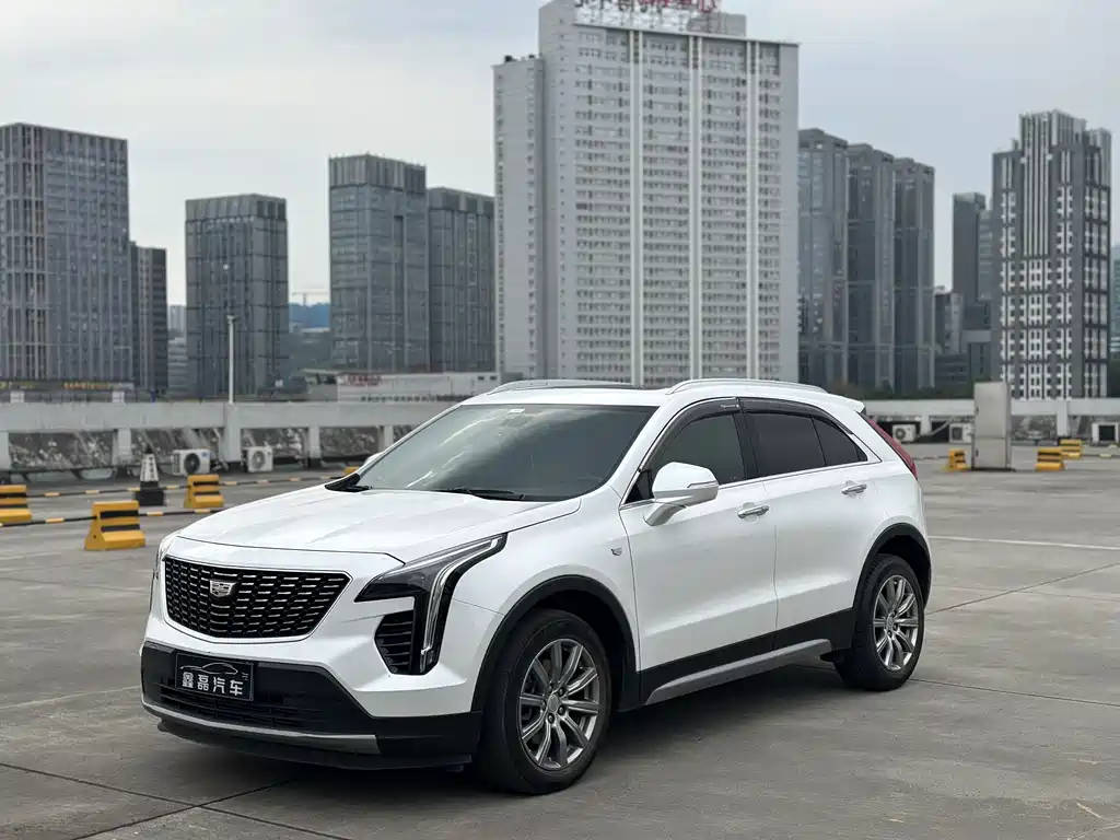 Cadillac XT4 2020 — фото 3