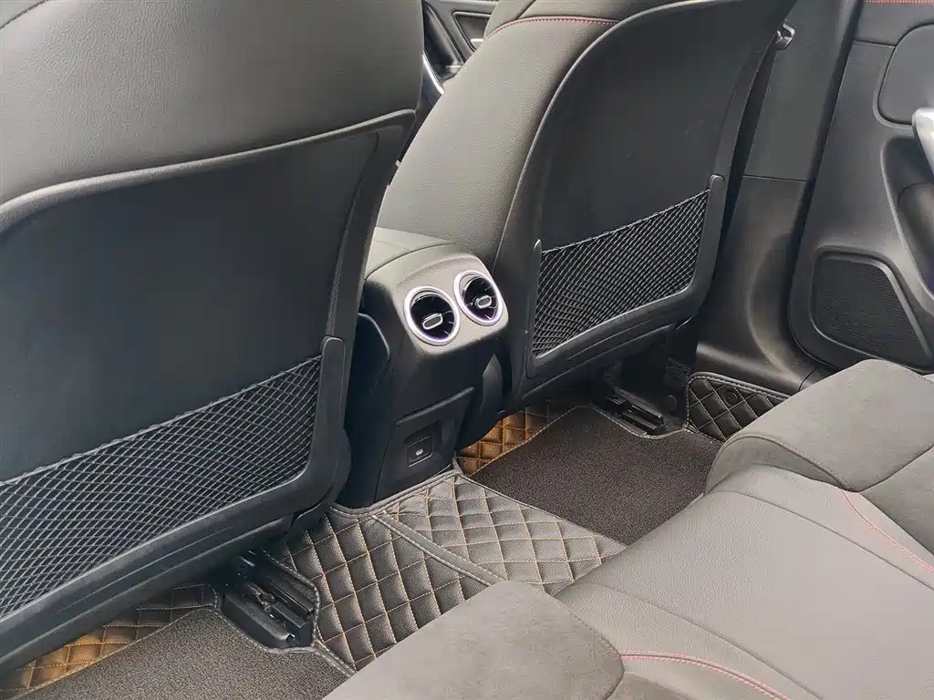 Mercedes-Benz A-Class 2023 — фото 9