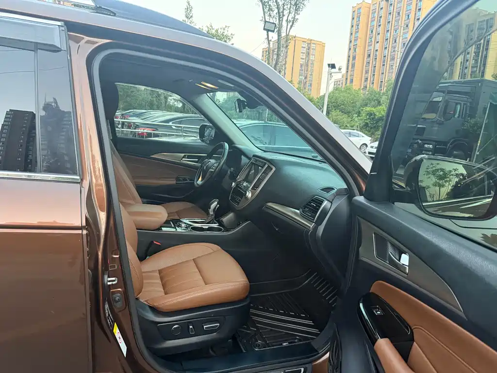 Changan CS95 2017 — фото 11