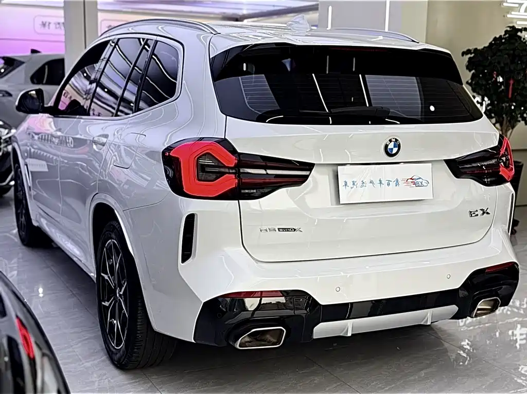 BMW X3 2022 — фото 8