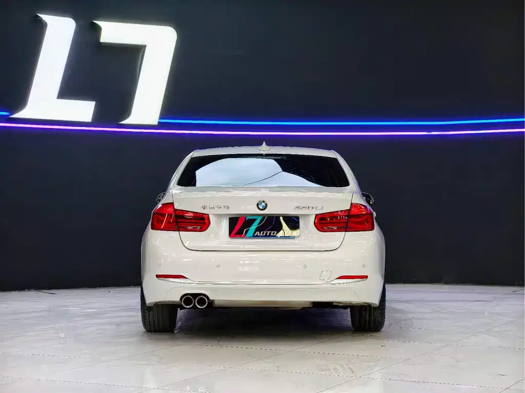 BMW 3 Series 2018 — фото 5