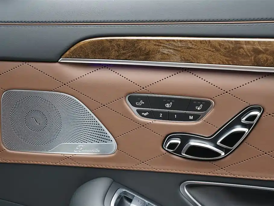 Mercedes-Benz S-Class 2016 — фото 26