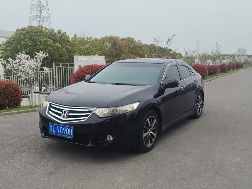Honda Accord 2014 — фото 24