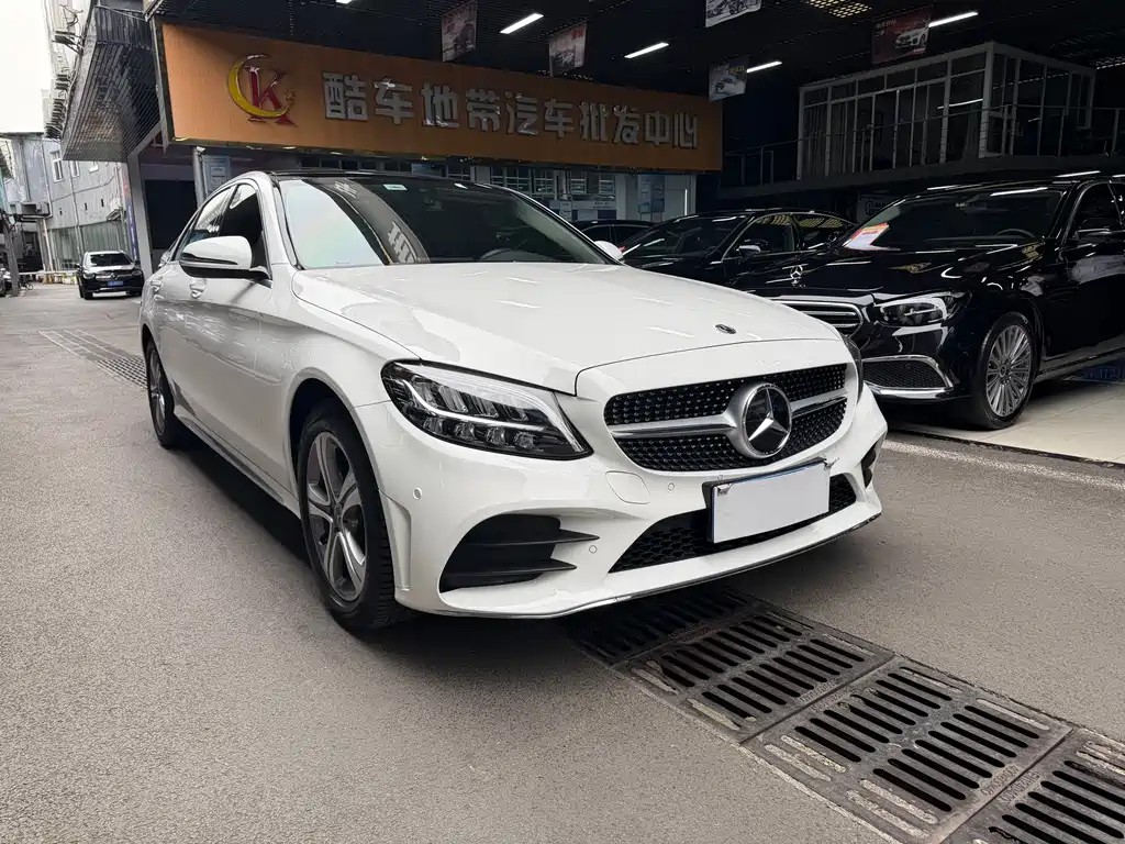 Mercedes-Benz C-Class 2021 — фото 3