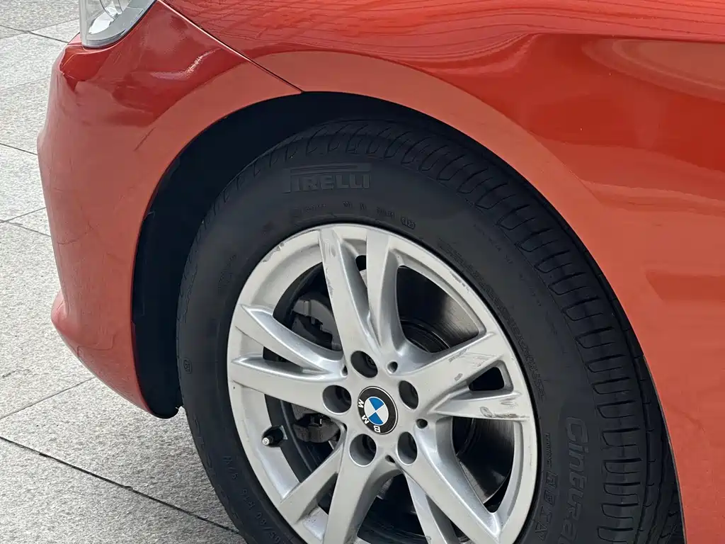 BMW 2 Series Active Tourer 2016 — фото 8