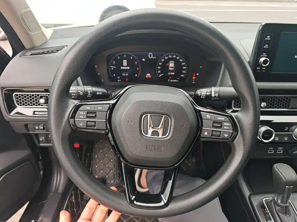 Honda Civic 2023 — фото 11