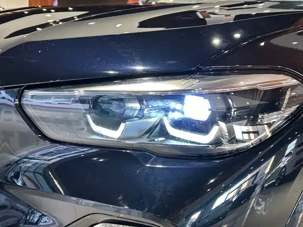 BMW X5 2021