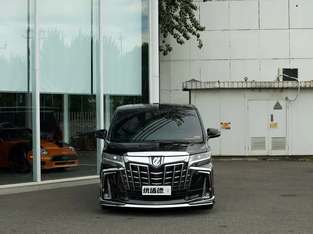 Toyota Alphard 2019 — фото 2