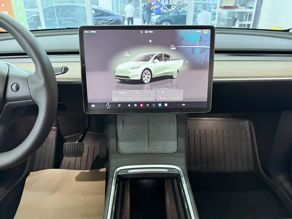 Tesla Model Y 2023 — фото 13